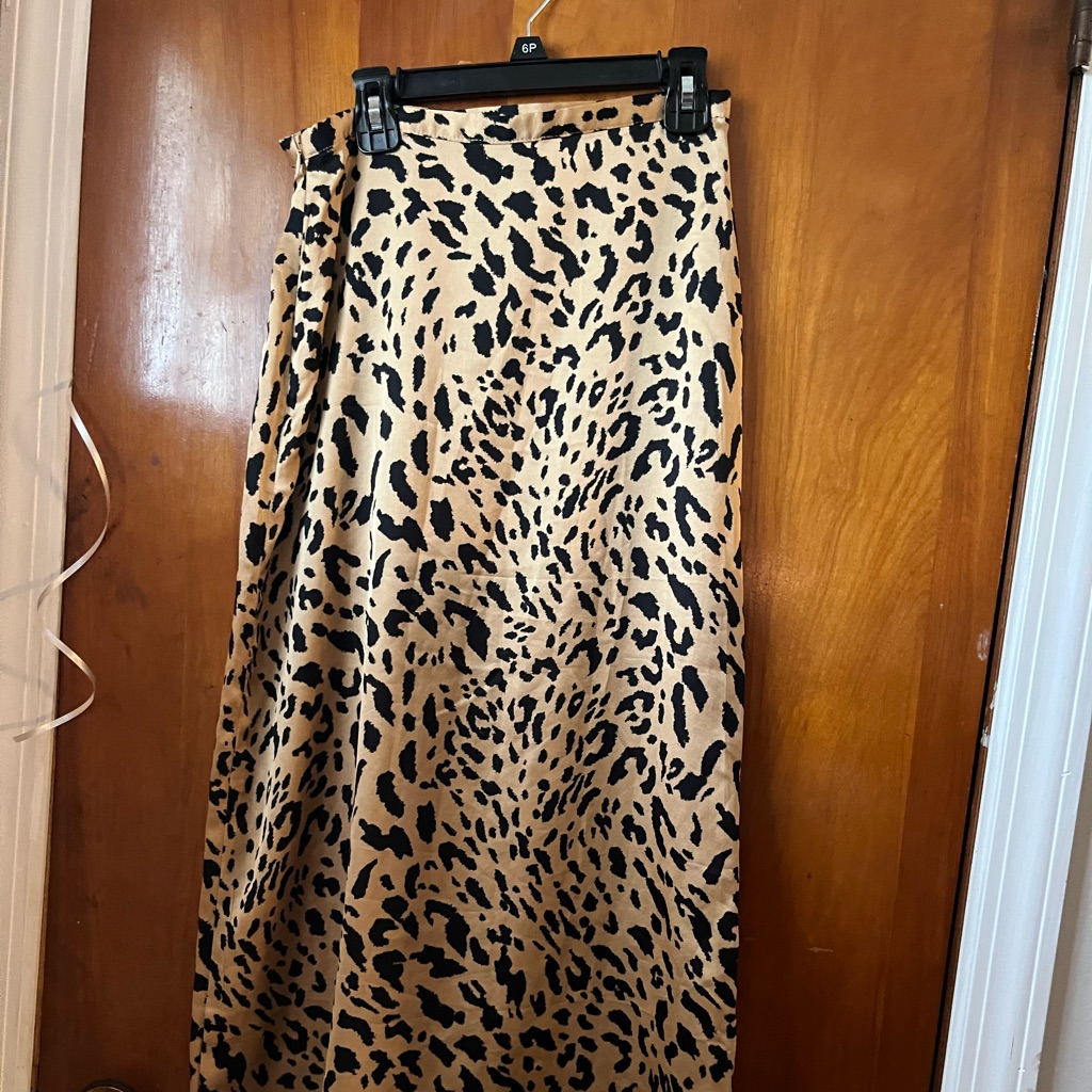 Forever 21 Animal Print Maxi Skirt